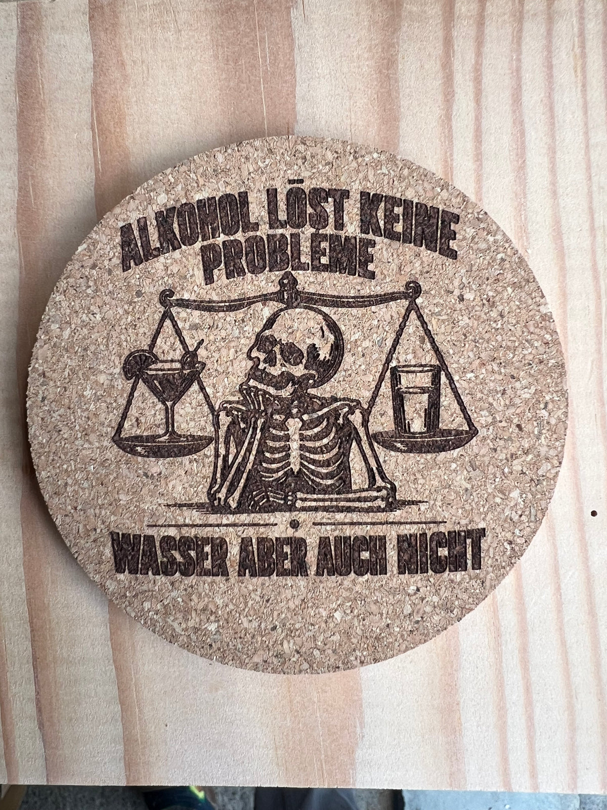 Korkuntersetzer «Alkohol löst keine Probleme»